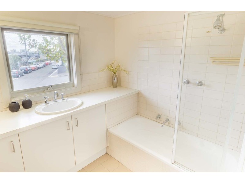 116 Railway Place, West Melbourne VIC 3003