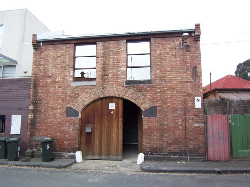 4 Queensberry Place, North Melbourne VIC 3051