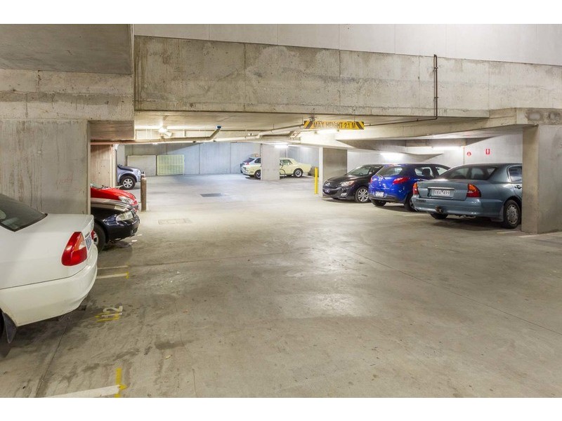 2/18 Tyrone Street, North Melbourne VIC 3051