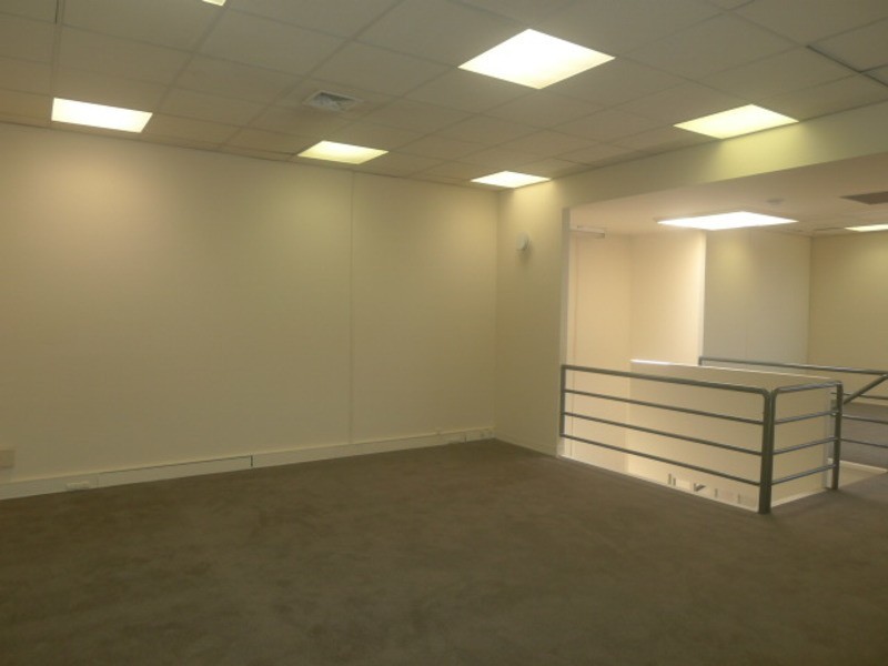 2/233 Cardigan Street, Carlton VIC 3053