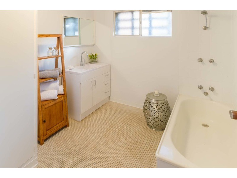 4/80 O’Shanassy Street, North Melbourne VIC 3051