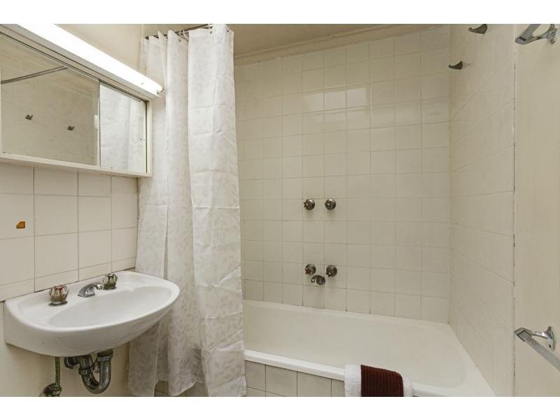 24 Carroll Street, North Melbourne VIC 3051