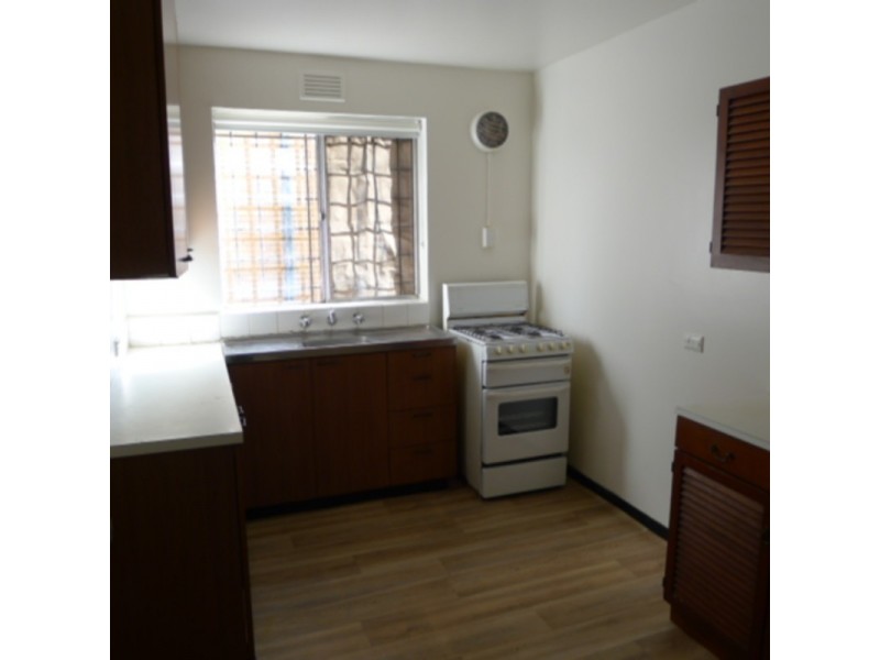 1/80 O’Shanassy Street, North Melbourne VIC 3051