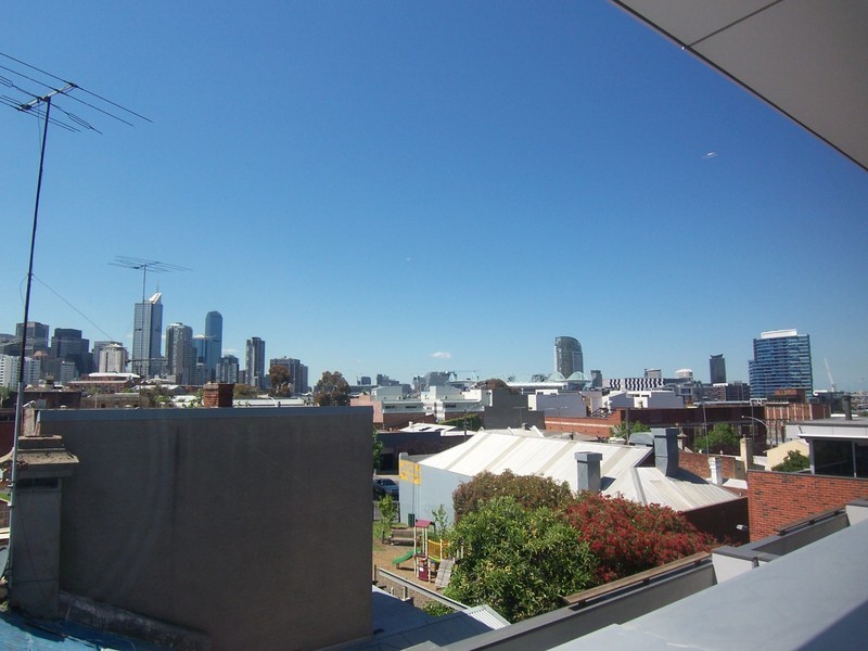 2/225 Adderley Street, West Melbourne VIC 3003