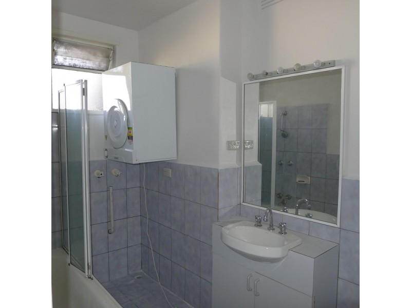 7/30 Park Drive, Parkville VIC 3052