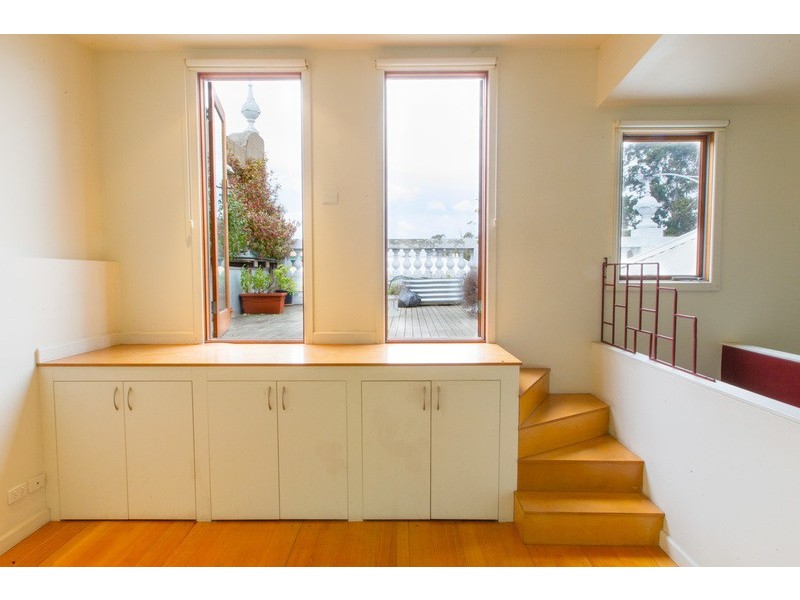 2/66 Curzon Street, North Melbourne VIC 3051