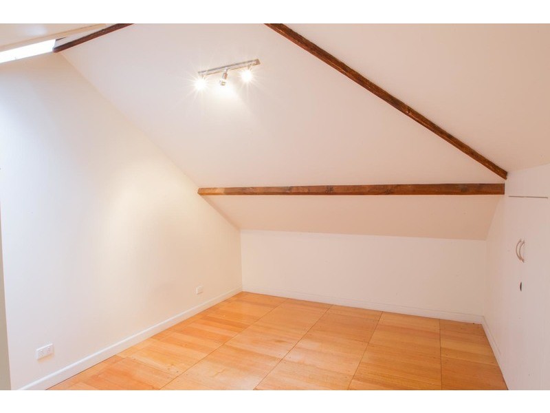 2/66 Curzon Street, North Melbourne VIC 3051