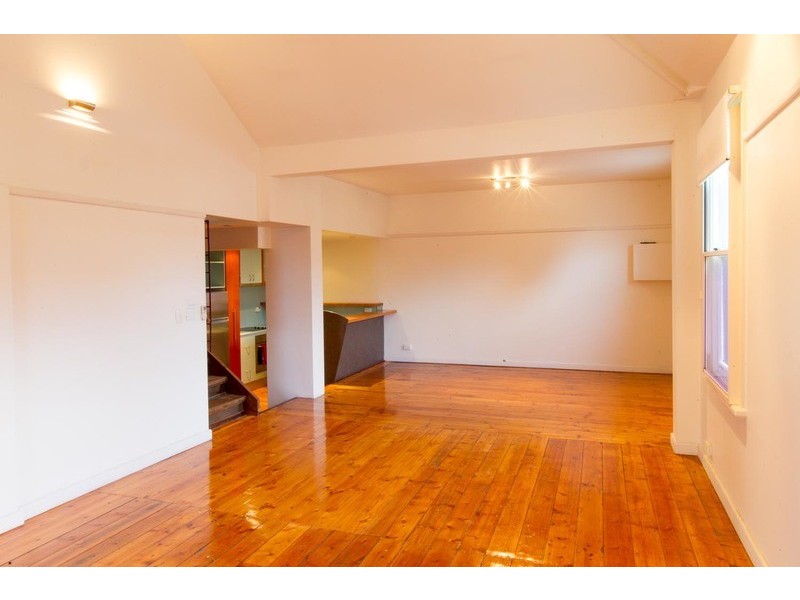 2/66 Curzon Street, North Melbourne VIC 3051
