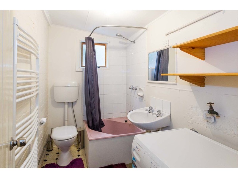 80  Munster Terrace, North Melbourne VIC 3051