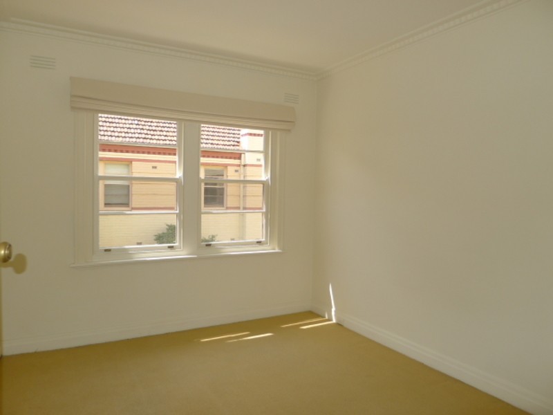 18/311 Royal Parade, Parkville VIC 3052