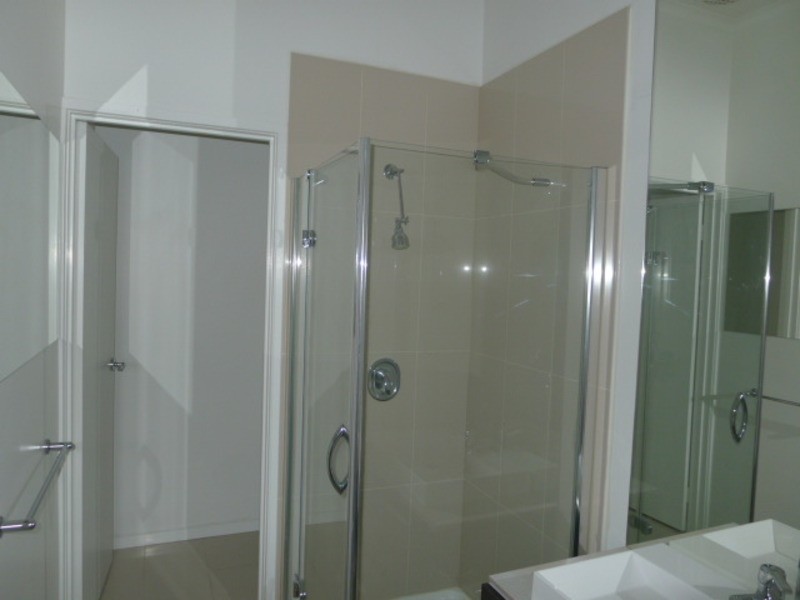 24 Mansion House Lane, West Melbourne VIC 3003