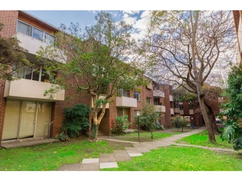 12/80 O’Shanassy Street, North Melbourne VIC 3051