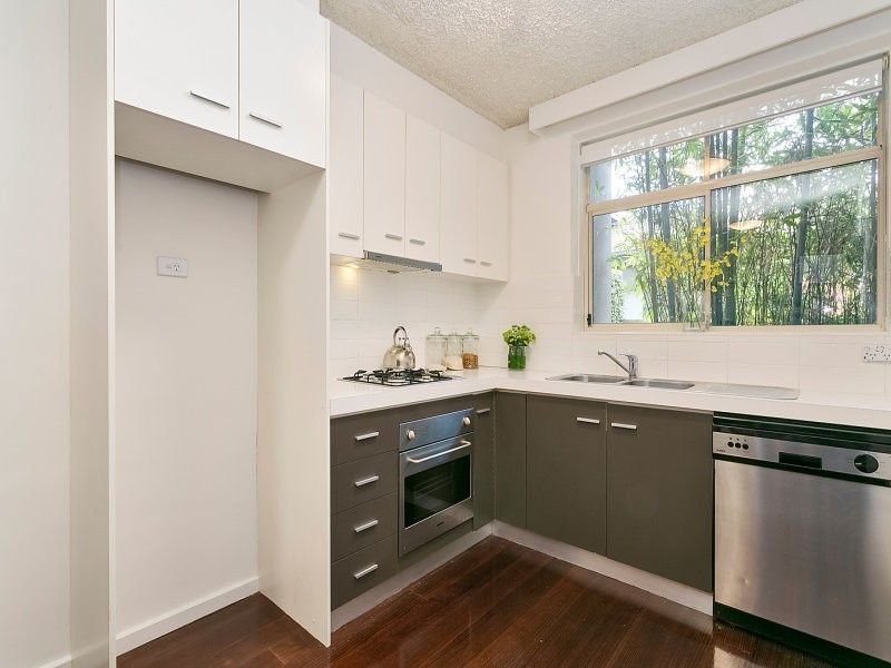 1/22 Donald Avenue, Essendon VIC 3040