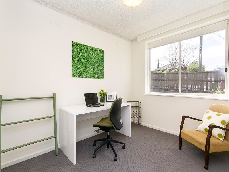 1/22 Donald Avenue, Essendon VIC 3040