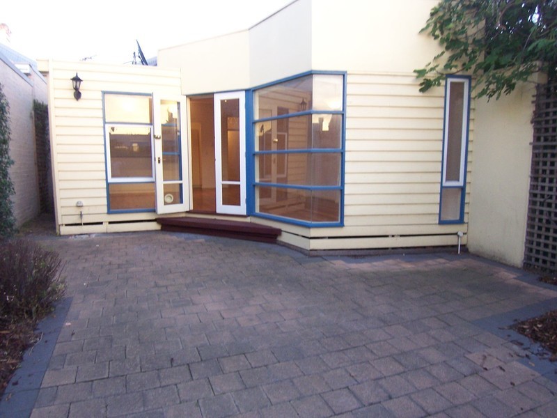 14 Chandlers Road, Malvern VIC 3144