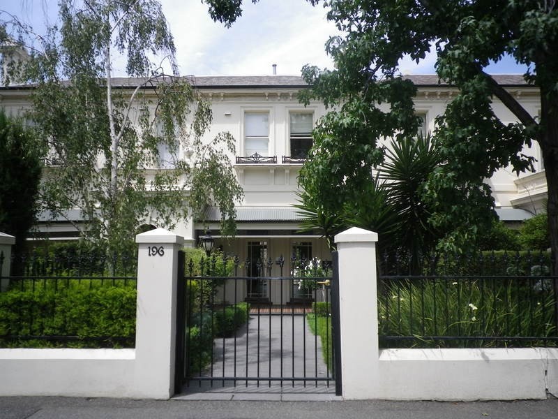 6/196 The Avenue, Parkville VIC 3052
