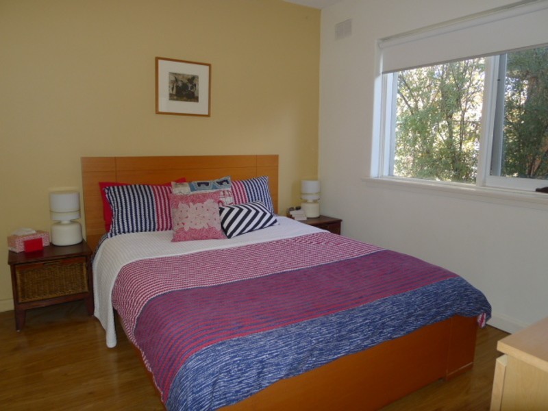 5/18 Pine Avenue, Elwood VIC 3184
