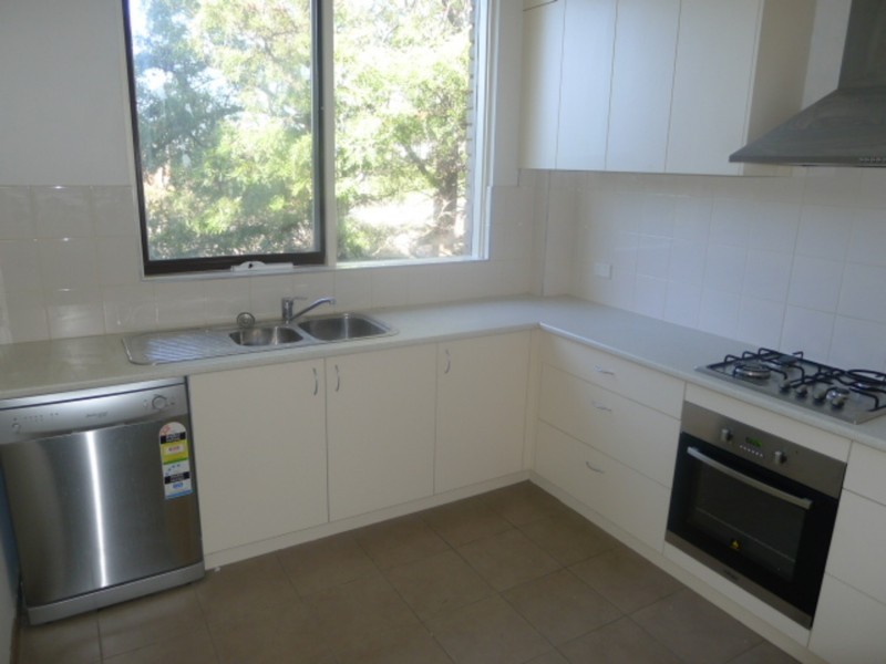 10/521 Royal Parade, Parkville VIC 3052