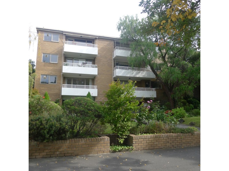 13/495 Royal Parade, Parkville VIC 3052