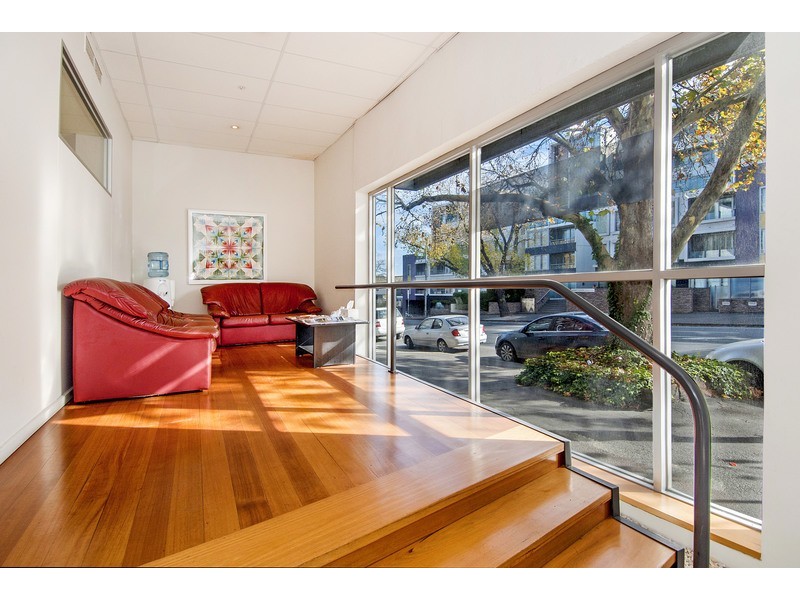 13 Dudley Street, West Melbourne VIC 3003
