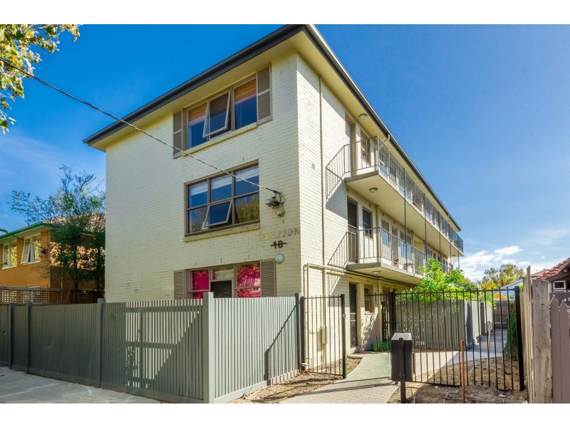 5/18 Pine Avenue, Elwood VIC 3184