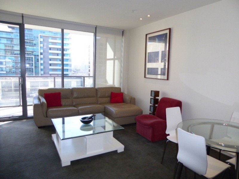 504/55 Queens Road, Melbourne VIC 3004