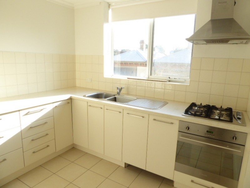 10/7 Curran Street, North Melbourne VIC 3051