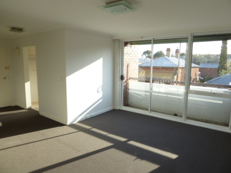 10/7 Curran Street, North Melbourne VIC 3051