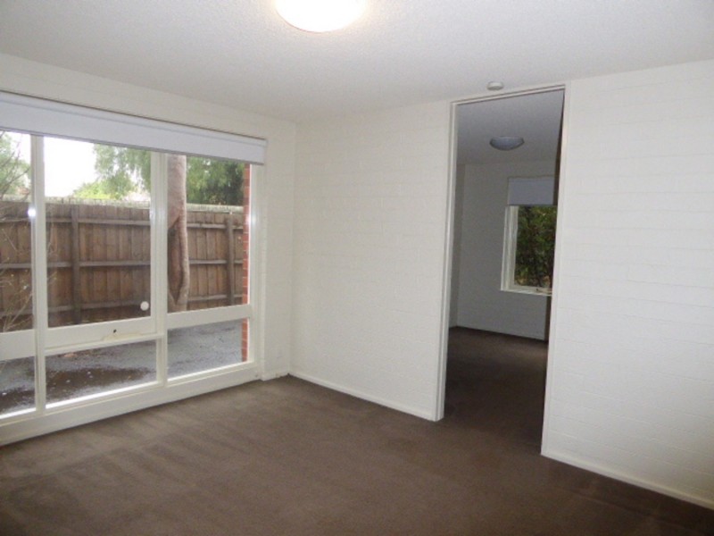 12/48 Farnham Street, Flemington VIC 3031