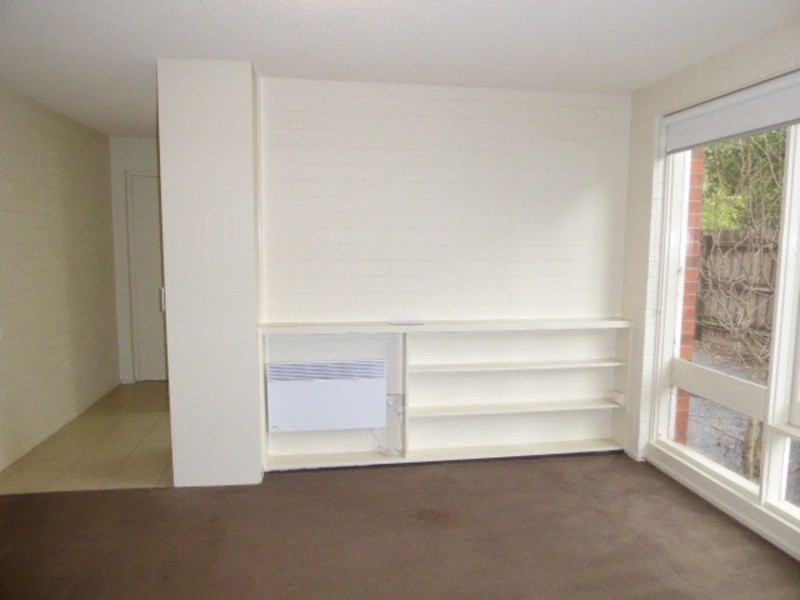 12/48 Farnham Street, Flemington VIC 3031