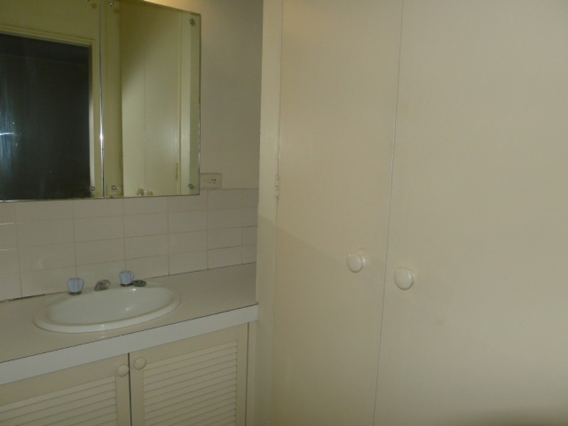 B16/77 Haines Street, North Melbourne VIC 3051