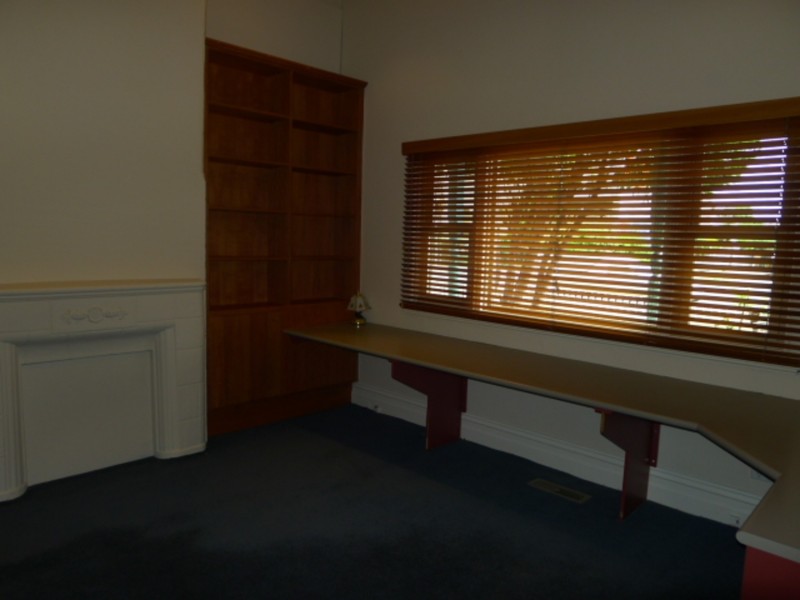 212 Moreland Road, Brunswick VIC 3056