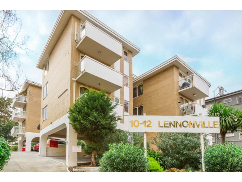 8/10-12 Lennon Street, Parkville VIC 3052