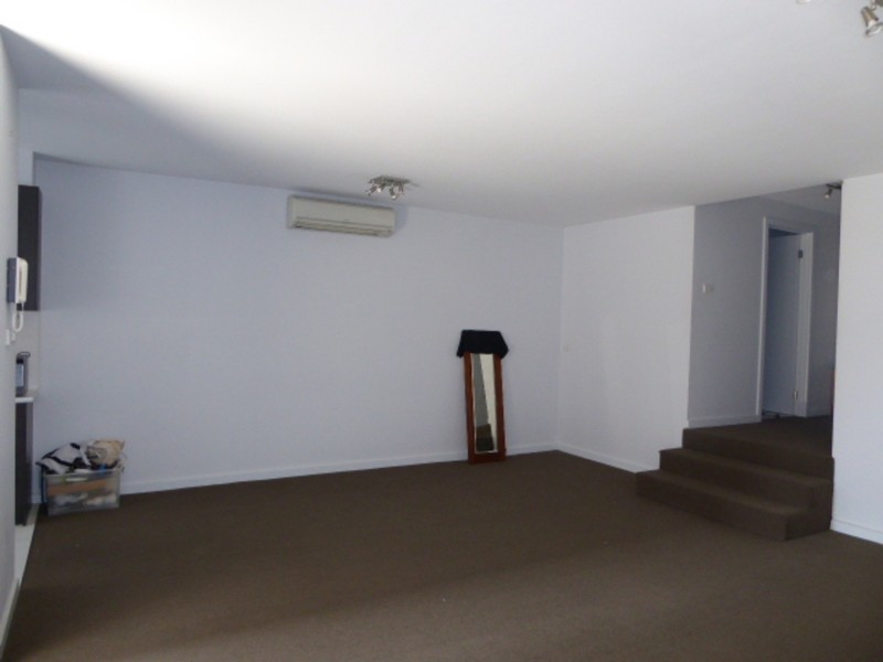 2/14 Glass Street, North Melbourne VIC 3051