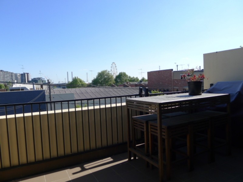 20/24 Ireland Street, West Melbourne VIC 3003