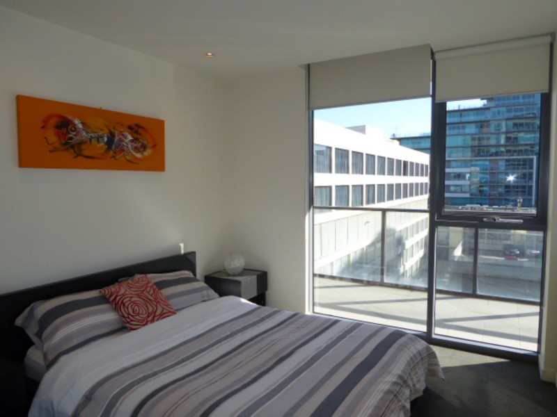 Apt 504/55 Queens Road, Melbourne VIC 3004