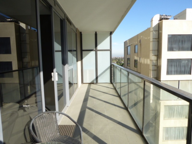 Apt 504/55 Queens Road, Melbourne VIC 3004