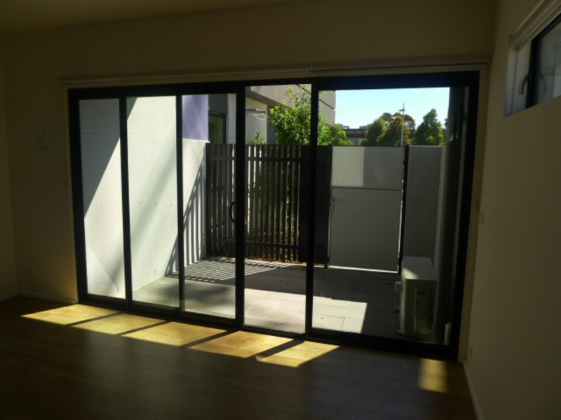 9/88-90 Cade Way, Parkville VIC 3052