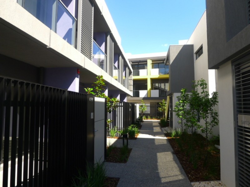 9/88-90 Cade Way, Parkville VIC 3052