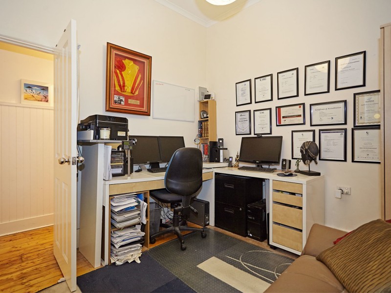 21 Station Avenue, Ascot Vale VIC 3032