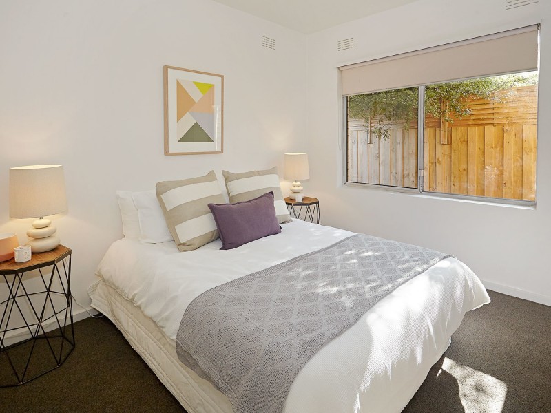 9/1927 Dandenong Road, Clayton VIC 3168