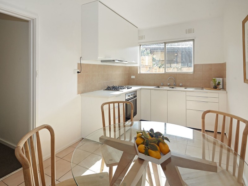 9/1927 Dandenong Road, Clayton VIC 3168