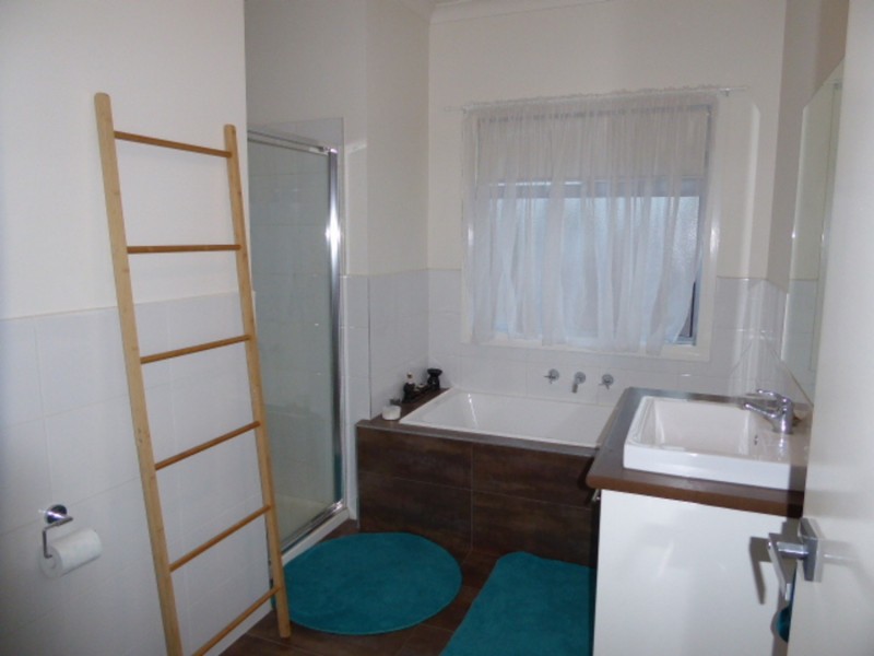 1/167 Ballarat Road, Maidstone VIC 3012