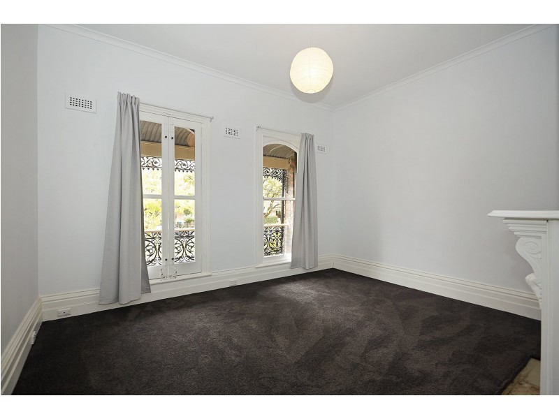 131 Park Drive, Parkville VIC 3052