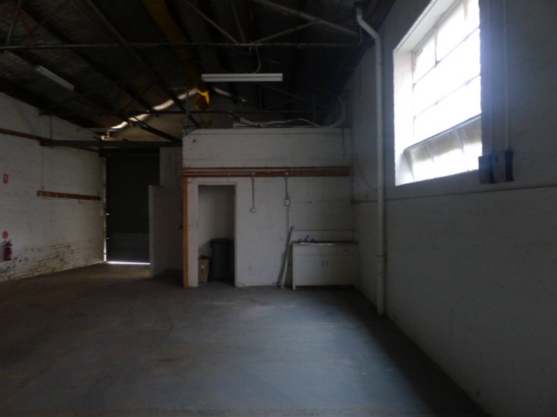 98 Munster Terrace, North Melbourne VIC 3051