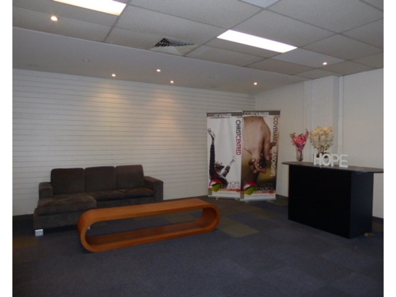 First Level/53-57 Munster Terrace, North Melbourne VIC 3051