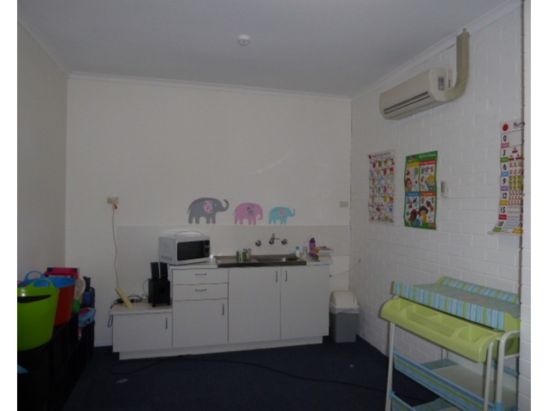 First Level/53-57 Munster Terrace, North Melbourne VIC 3051