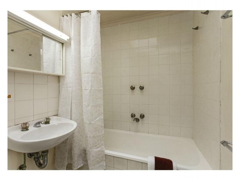 24 Carroll Street, North Melbourne VIC 3051