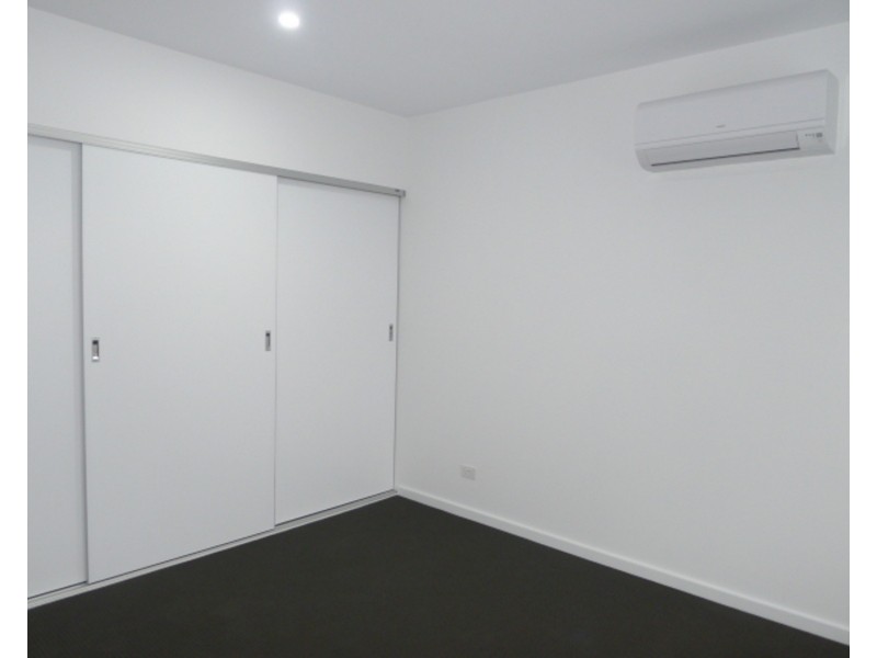 1/32 Risdon Drive, Notting Hill VIC 3168