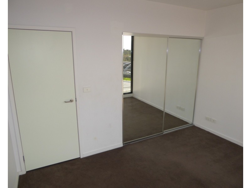 805/179 Boundary Road, North Melbourne VIC 3051